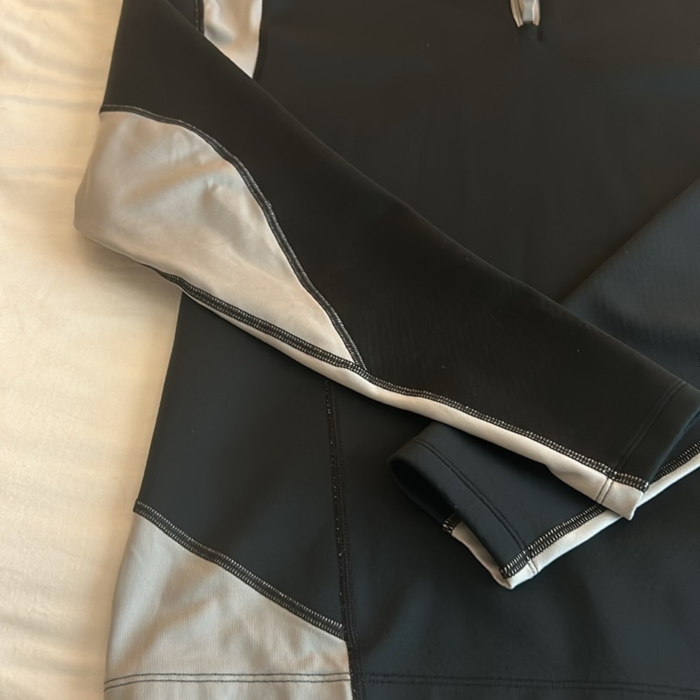Under Armour Compression Jacket - Picture 2 of 7